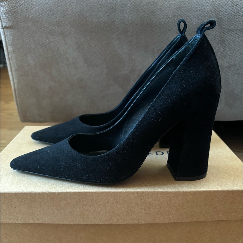 Tiger of Sweden Black Suede Pointed Toe Pumps - chunky heel | Size 38